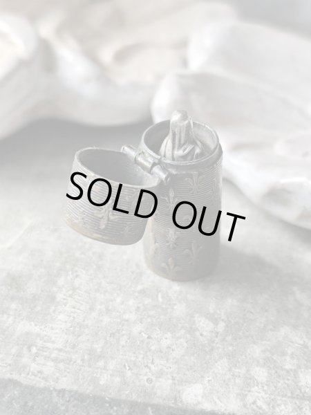 画像4: 【フルールドリス文様聖像入りケース】【ルルドの聖母】フランス・アンティーク＆ヴィンテージ聖品 (4)