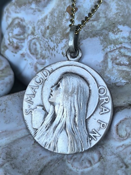 画像2: 【マグダラのマリア】【サントボーム巡礼祈念】【L.PENINペナン一族ジャン・バティスト・ポンセ作】フランス・アンティーク＆ヴィンテージメダイ (2)