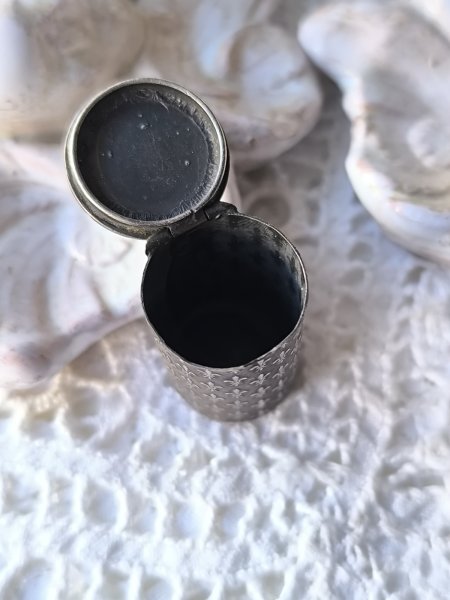 画像6: 【リュドビク・ペナン】【無原罪のお宿りフルールドリス文様ケース】フランス・アンティーク＆ヴィンテージ聖品 (6)