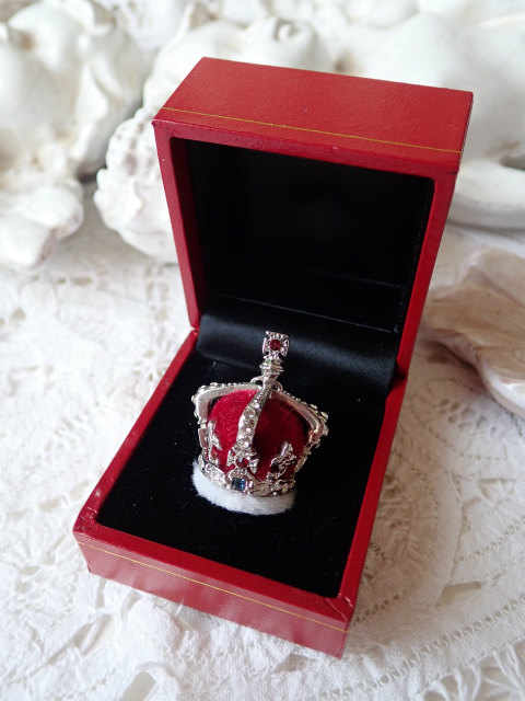 COR6；英国エリザベス女王（皇太后）王冠